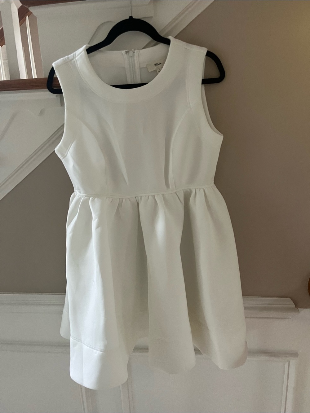 MABLE White Sleeveless Formal Dress